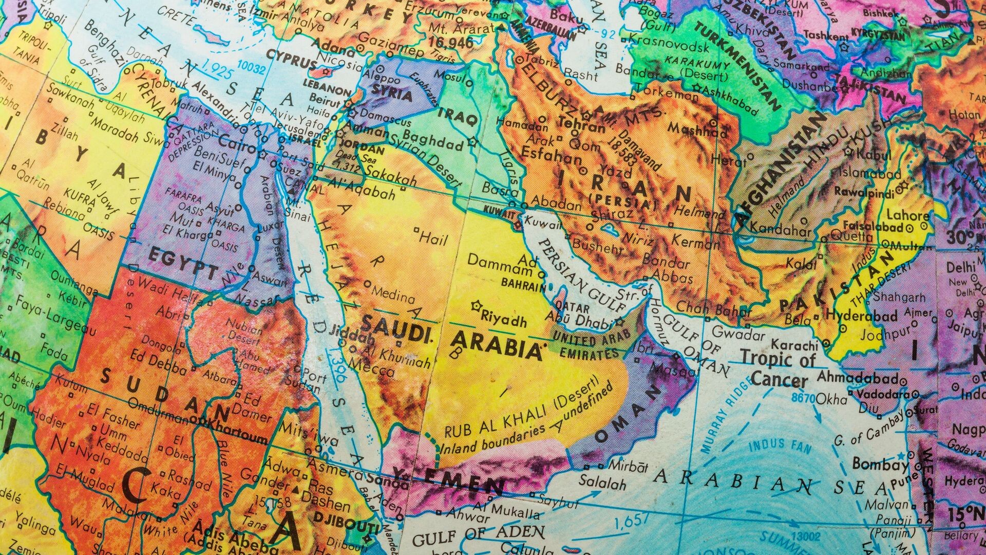 بهترین ای سیم برای سفر به امارات، ترکیه، قطر، بحرین، عمان و عراق